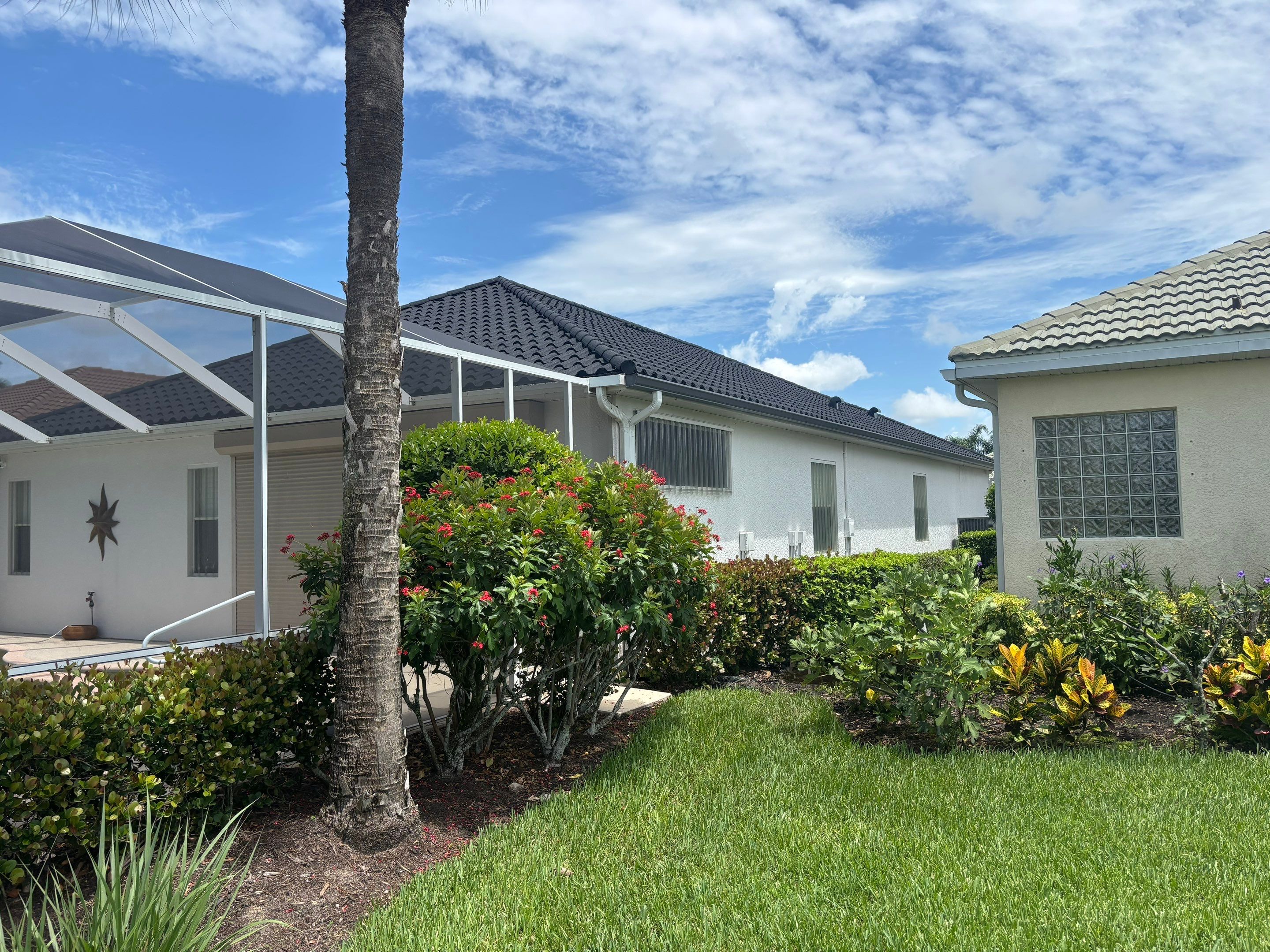 Roof installation progress showing methodology